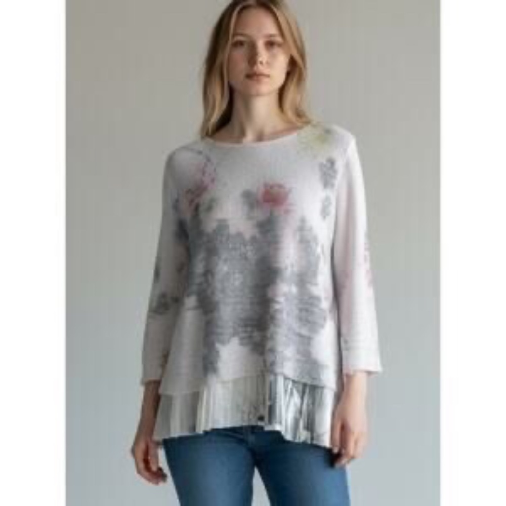 Sioni Sparkly Knit Ruffle Blouse SIZE L